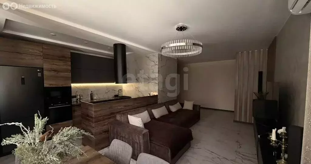 3-комнатная квартира: Тюмень, улица Газовиков, 79 (83.4 м) - Фото 1