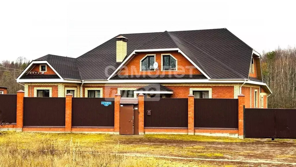 Дом в Пермский край, Краснокамск ул. Гагарина, 2 (422 м) - Фото 0