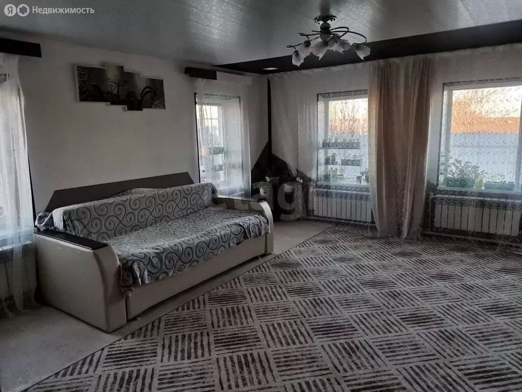 Дом в Чебаркуль, посёлок имени Куйбышева, Уральская улица (65.7 м) - Фото 1
