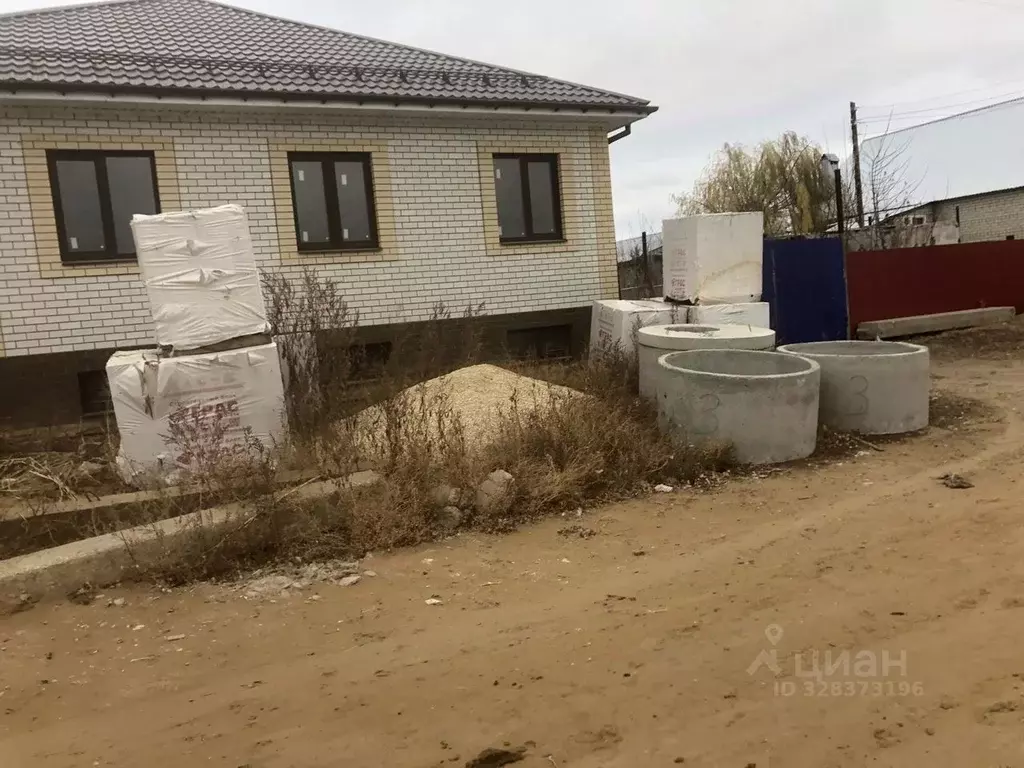 Дом в Саратовская область, Энгельсский район, Терновское муниципальное ... - Фото 1