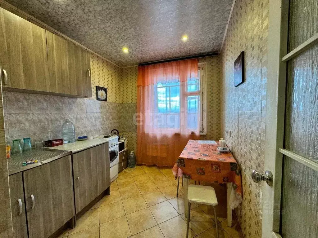 2-к кв. Свердловская область, Екатеринбург ул. Серова, 27 (48.5 м) - Фото 0