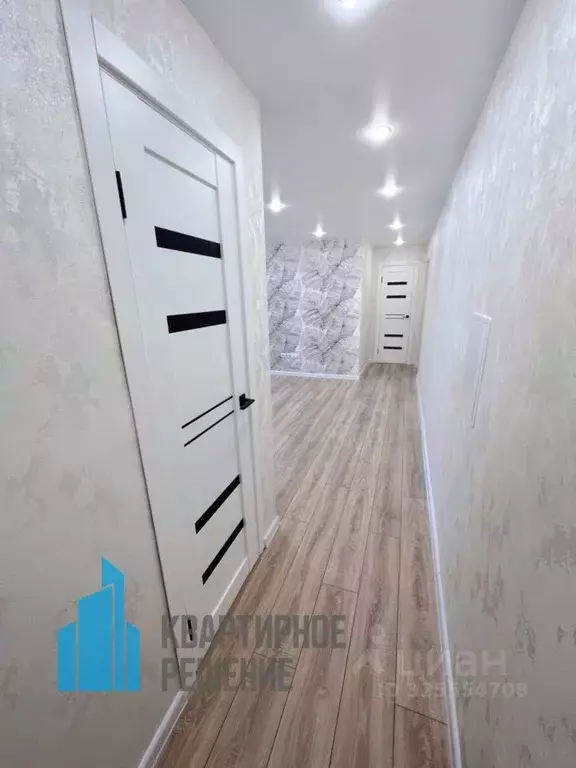 3-к кв. Омская область, Омск Городок Нефтяников мкр, ул. 22 Апреля, ... - Фото 2