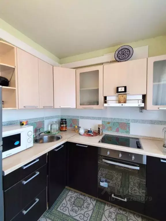 2-к кв. Волгоградская область, Волгоград ул. 8-й Воздушной Армии, 44 ... - Фото 1