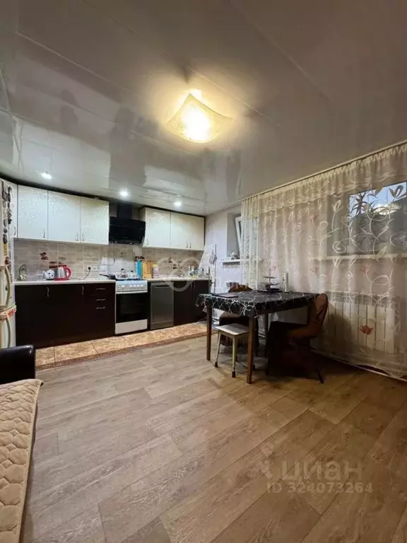 Дом в Волгоградская область, Волгоград Сахалинская ул. (112 м) - Фото 1