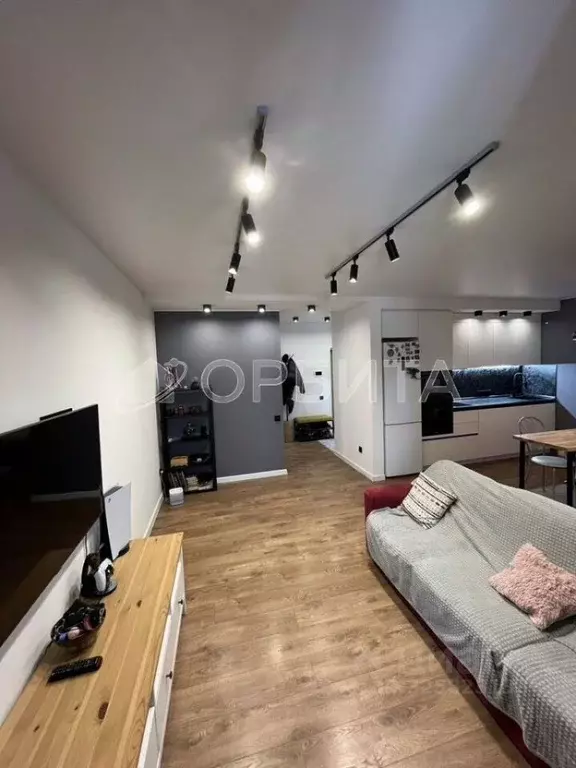 1-к кв. Тюменская область, Тюмень Комбинатская ул., 54к2 (45.0 м) - Фото 2