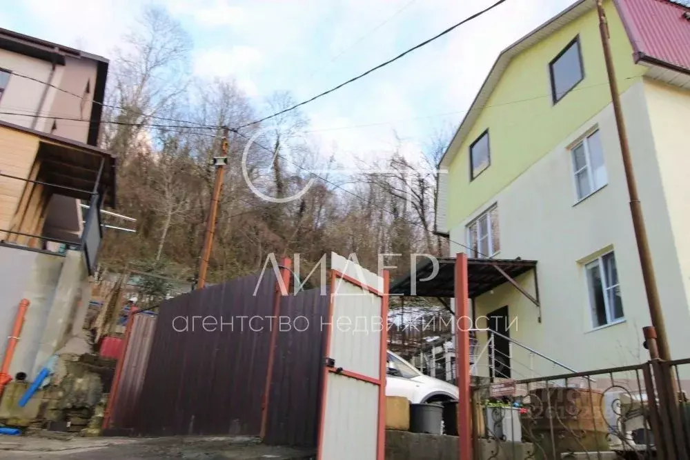 Дом в Краснодарский край, Сочи городской округ, с. Богушевка  (194 м) - Фото 1