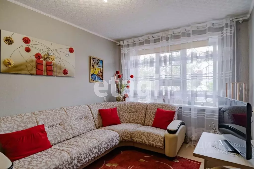 3-к кв. Хабаровский край, Комсомольск-на-Амуре Вокзальная ул., 91к3 ... - Фото 0