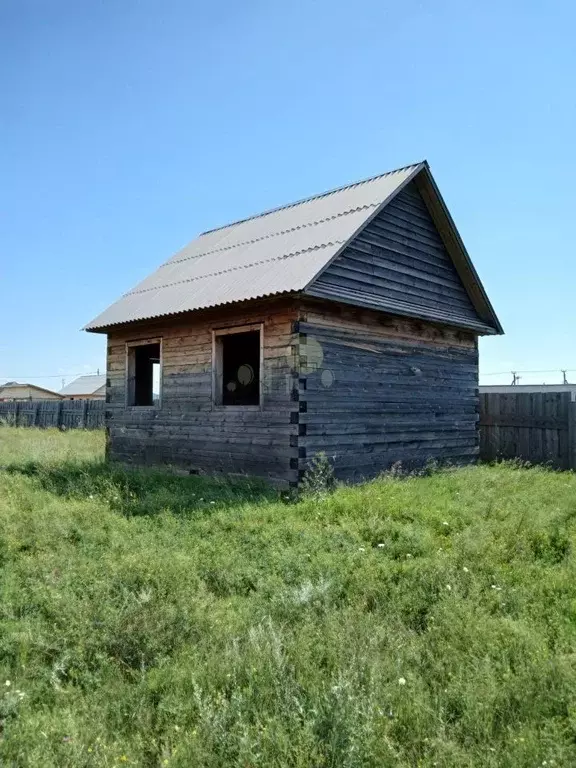 Дом в Иркутская область, Эхирит-Булагатский район, пос. Усть-Ордынский ... - Фото 0