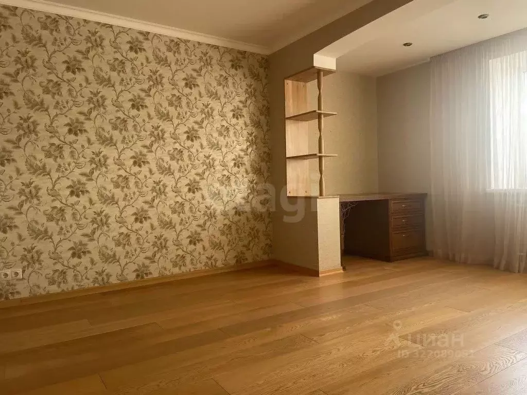 3-к кв. Пермский край, Пермь Кировоградская ул., 4 (106.0 м) - Фото 1