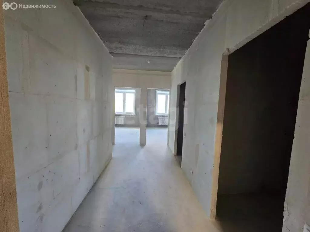 3-комнатная квартира: Брянск, улица имени О.С. Визнюка, 14 (92 м) - Фото 1
