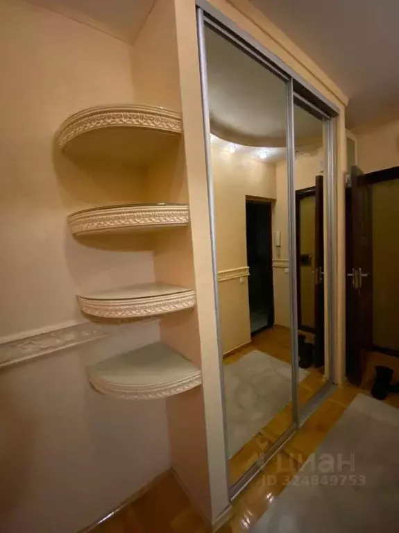 3-к кв. Крым, Симферополь просп. Победы, 76 (75.0 м) - Фото 2