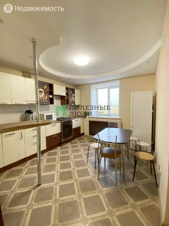 2-комнатная квартира: Казань, Широкая улица, 2 (79.8 м) - Фото 0
