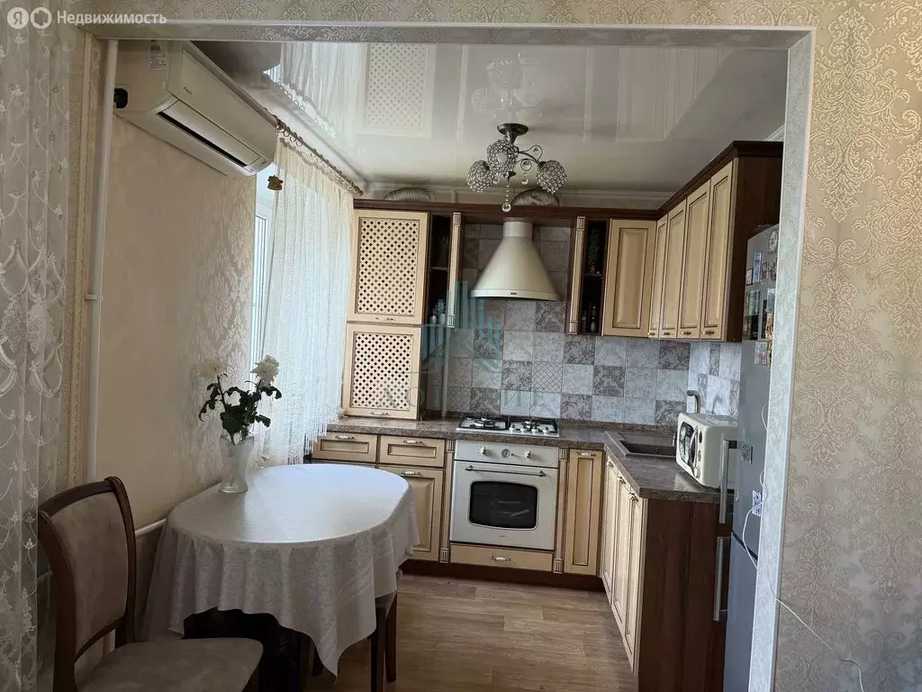 2-комнатная квартира: Астрахань, улица Ленина, 19 (42.6 м) - Фото 0