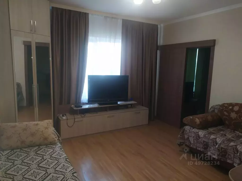 3-к кв. Псковская область, Великие Луки ул. Гоголя, 15 (74.0 м) - Фото 0