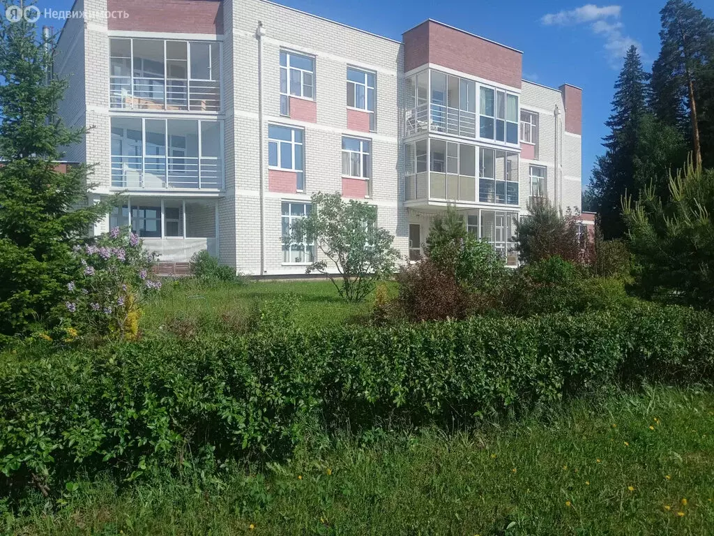 Квартира-студия: деревня Коптяки, Счастливая улица, 30 (42.7 м) - Фото 1