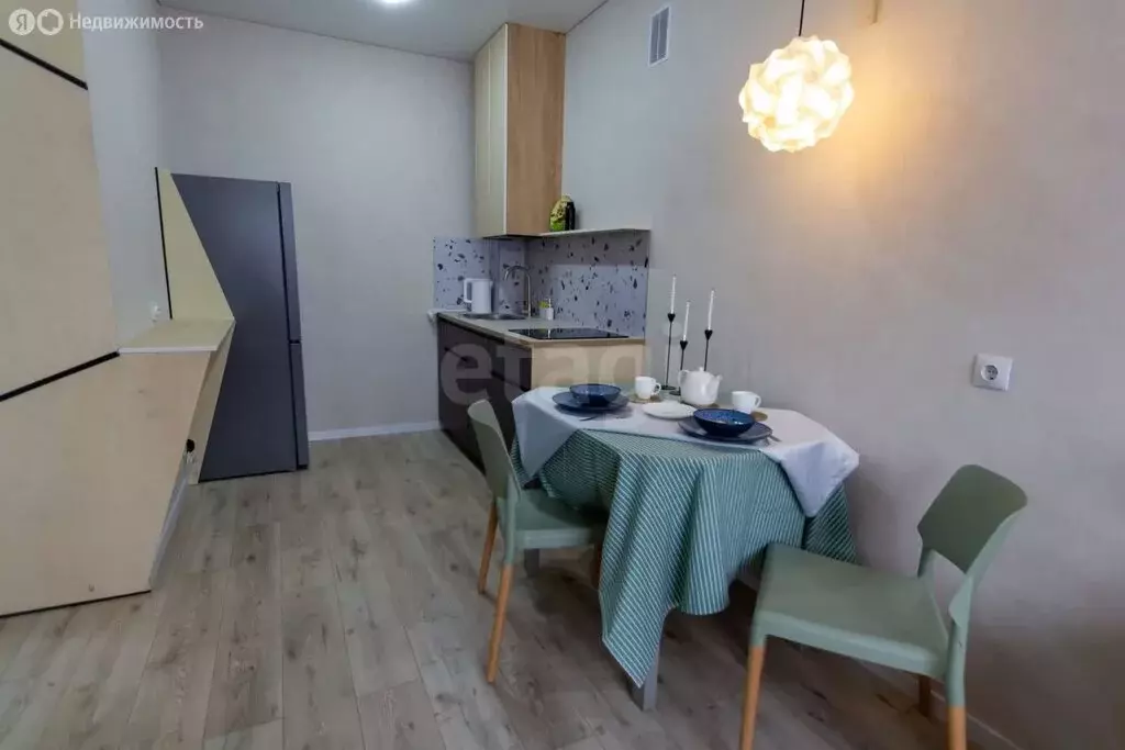 1-комнатная квартира: Ялуторовск, улица Свободы, 238 (37 м) - Фото 1