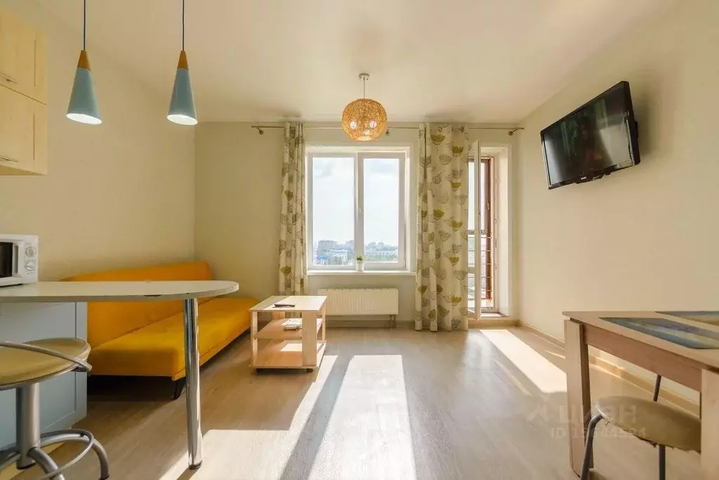2-к кв. Пермский край, Пермь ул. Николая Островского, 93Д (70.0 м) - Фото 0