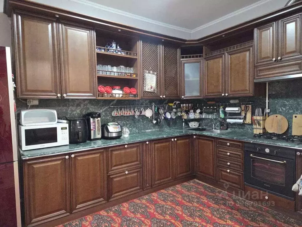 Дом в Краснодарский край, Новороссийск Оборонная ул., 10 (160 м) - Фото 2