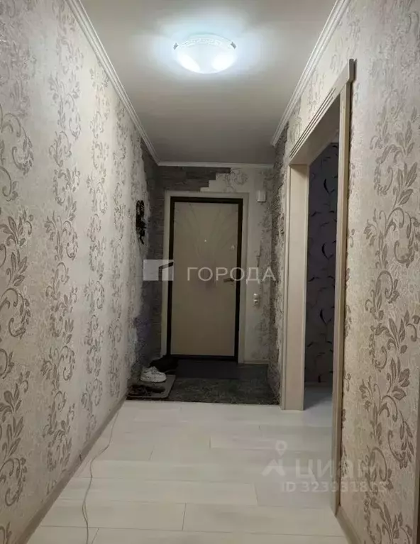 3-к кв. Алтайский край, Барнаул ул. Гущина, 75А (65.7 м) - Фото 1