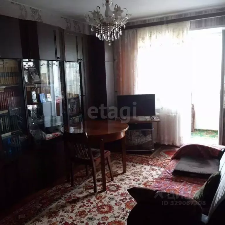 2-к кв. Белгородская область, Шебекино ул. Дзержинского, 13 (50.0 м) - Фото 2