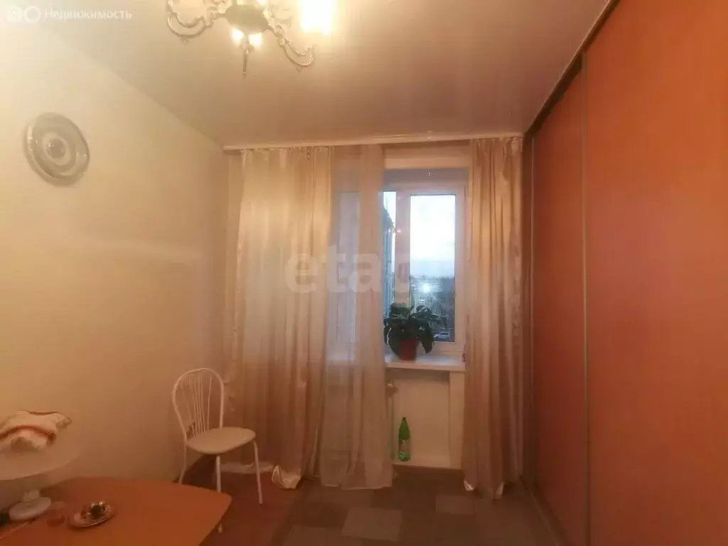 3-комнатная квартира: Новокузнецк, улица Хитарова, 26 (48.2 м) - Фото 2