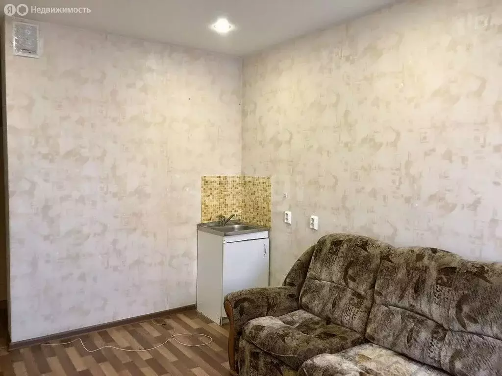 Квартира-студия: Новосибирск, улица Забалуева, 90 (18 м) - Фото 2