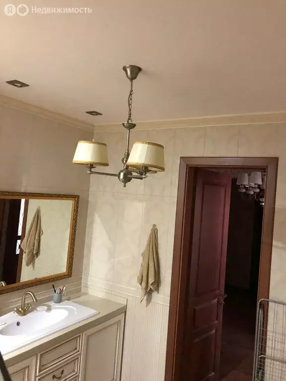 2-комнатная квартира: Владикавказ, улица Гастелло, 71к4 (82 м) - Фото 1
