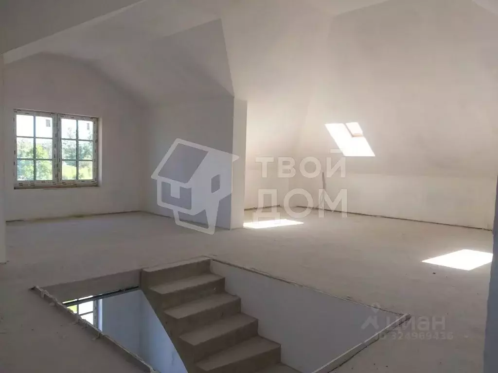 Дом в Санкт-Петербург, Санкт-Петербург, Петергоф Санкт-Петербургское ... - Фото 1