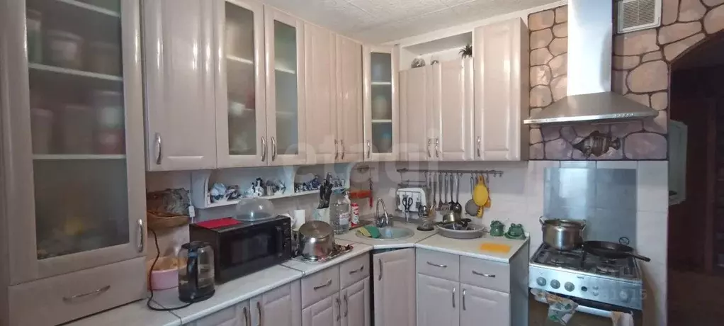 3-к кв. Коми, Сыктывкар Коммунистическая ул., 48А (67.5 м) - Фото 0