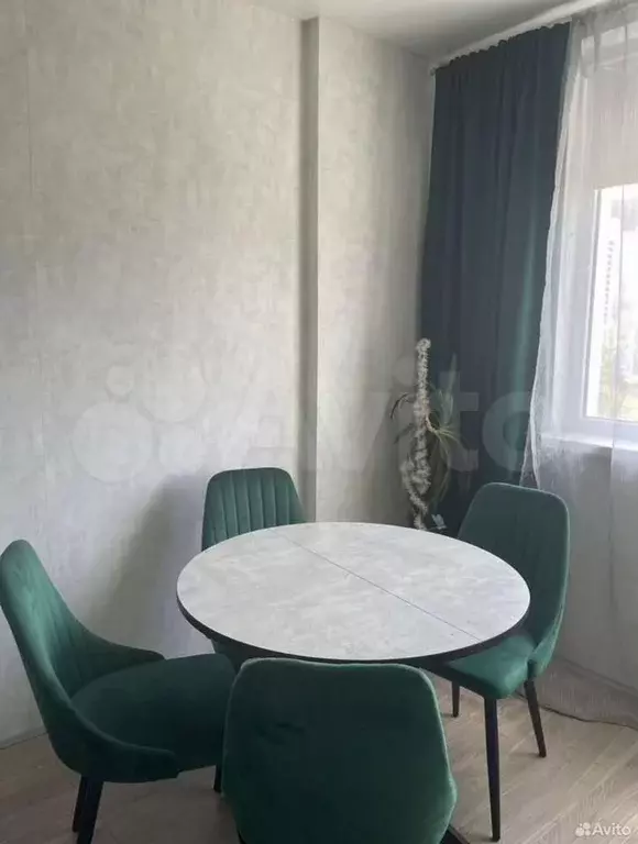 1-к. квартира, 46 м, 3/3 эт. - Фото 0