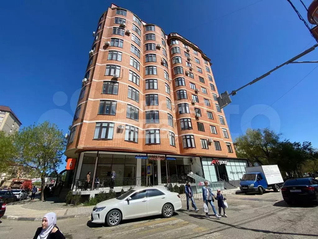 2-к. квартира, 70 м, 3/11 эт. - Фото 0