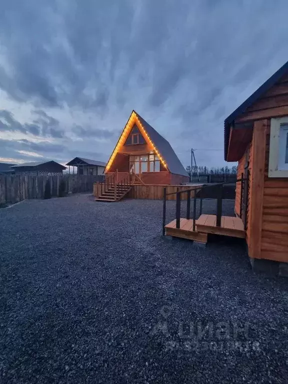 Дом в Башкортостан, Благовещенский район, Изяковский сельсовет, с. ... - Фото 1