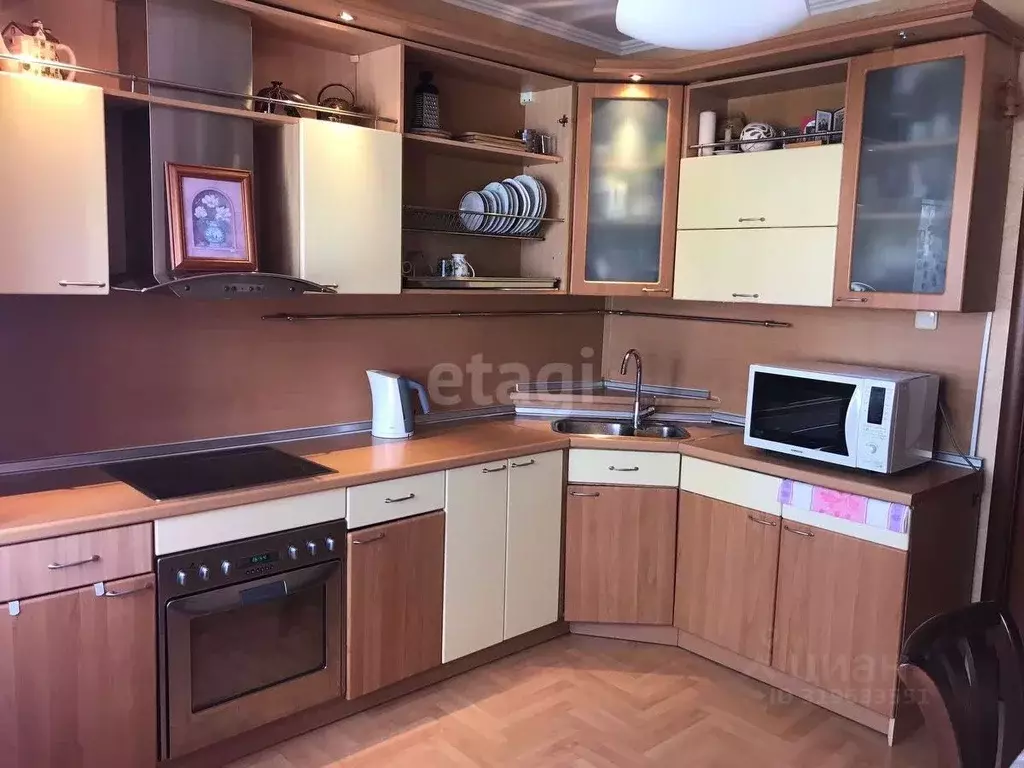 3-к кв. Свердловская область, Екатеринбург ул. Готвальда, 19Б (70.5 м) - Фото 0