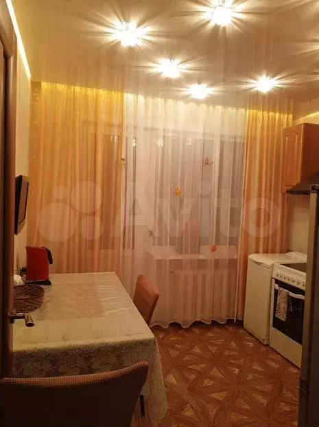 2-к. квартира, 50м, 1/3эт. - Фото 1