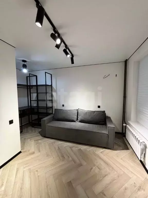 Студия Тюменская область, Тюмень ул. Пожарных и Спасателей, 5 (29.1 м) - Фото 1