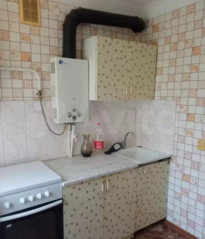 1-к. квартира, 38 м, 5/5 эт. - Фото 1