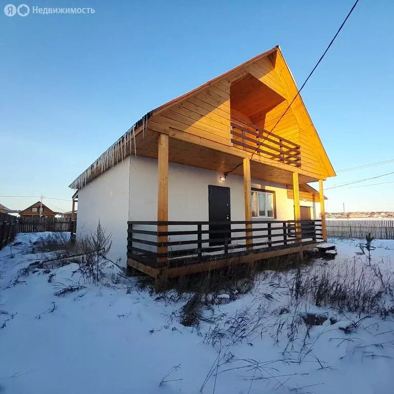 Дом в село Хомутово, Липовая улица (180 м) - Фото 1