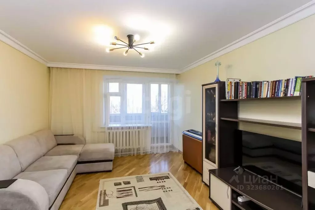 3-к кв. Тюменская область, Тюмень ул. Ватутина, 51 (59.8 м) - Фото 1