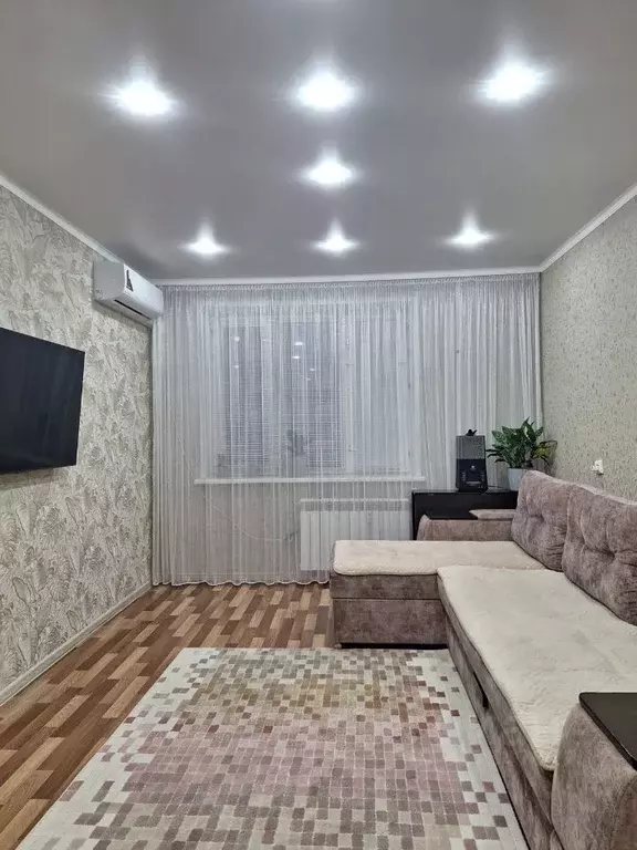 1-к кв. Татарстан, Набережные Челны ул. Нур Баян, 6 (41.5 м) - Фото 0