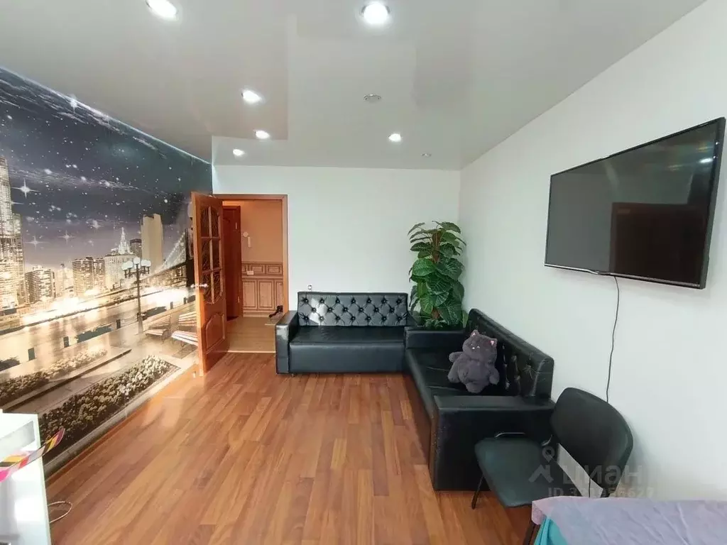 2-к кв. Ханты-Мансийский АО, Нефтеюганск 16а мкр, 78 (63.0 м) - Фото 0