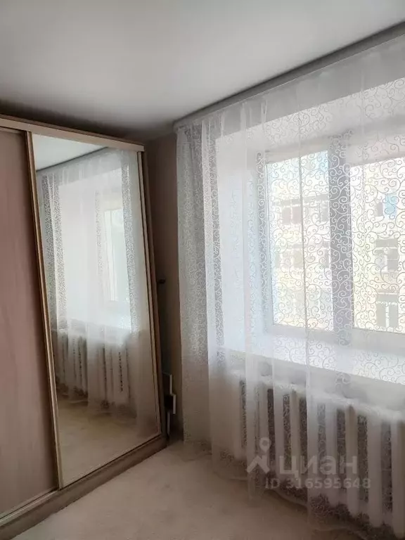 2-к кв. Омская область, Омск ул. 10 лет Октября, 115/1 (51.3 м) - Фото 0