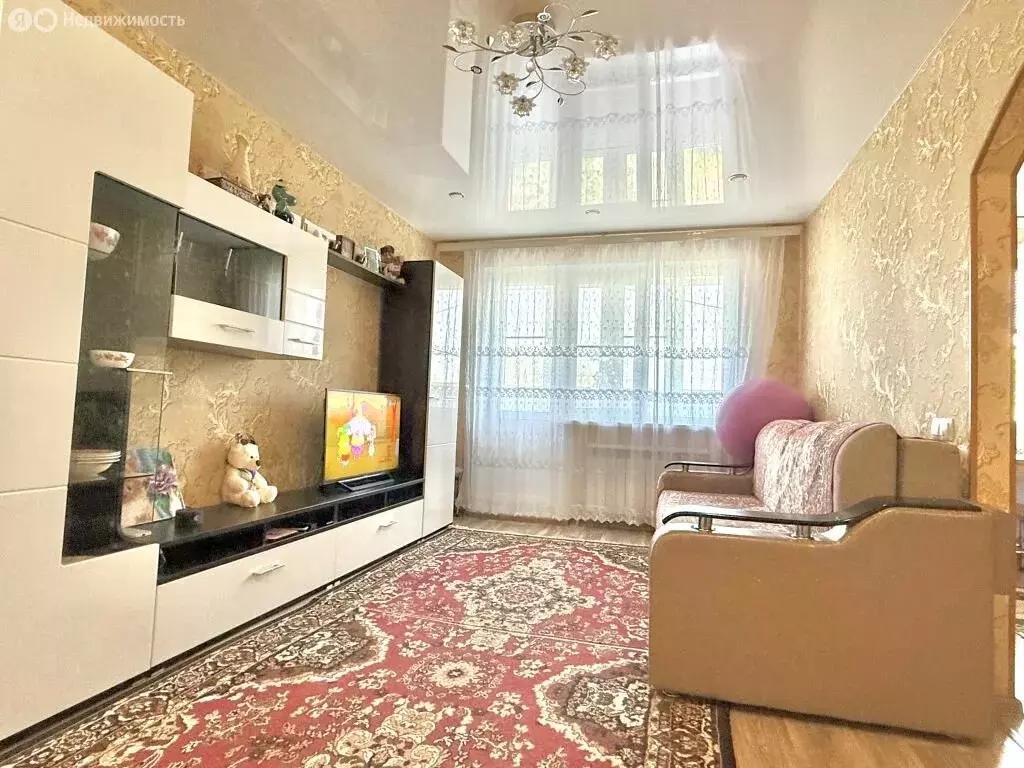 3-комнатная квартира: Дзержинск, проспект Циолковского, 37Б (58.5 м) - Фото 1