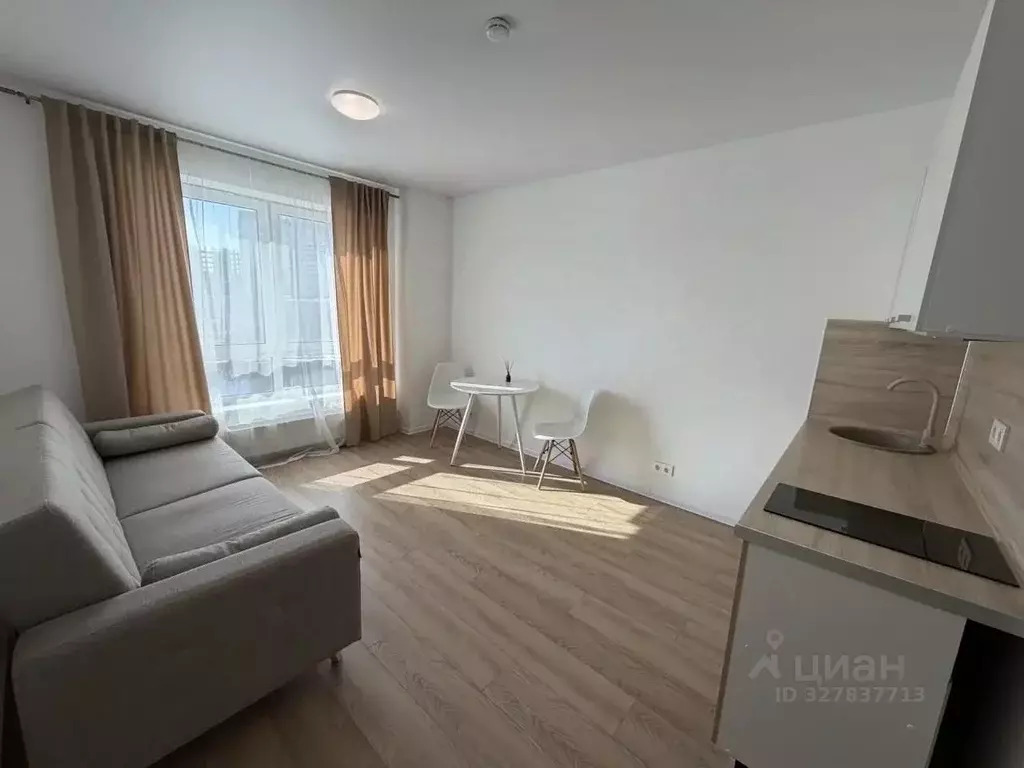 Студия Свердловская область, Екатеринбург ул. Гаршина, 3 (19.0 м) - Фото 2