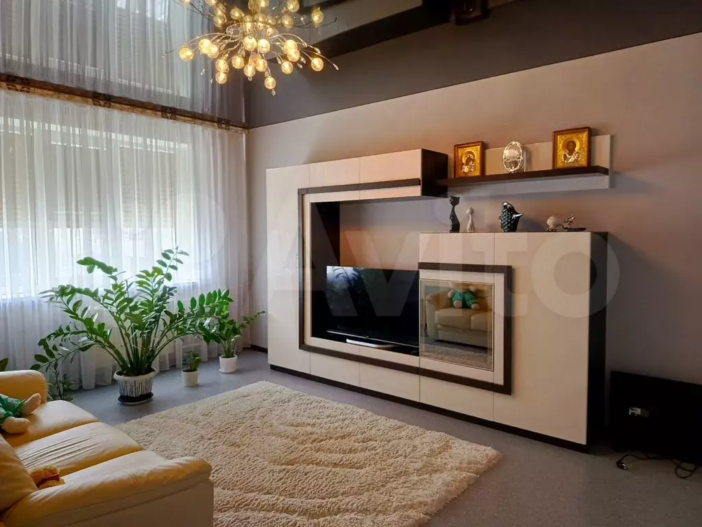 3-к. квартира, 64 м, 8/10 эт. - Фото 0
