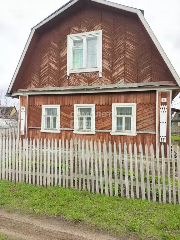 Дом в Кстининское сельское поселение, СДТ Энергетик-3 (50 м) - Фото 1