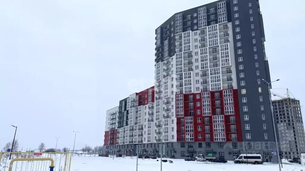 Студия Тюменская область, Тюмень ул. Краснооктябрьская, 16 (23.4 м) - Фото 1