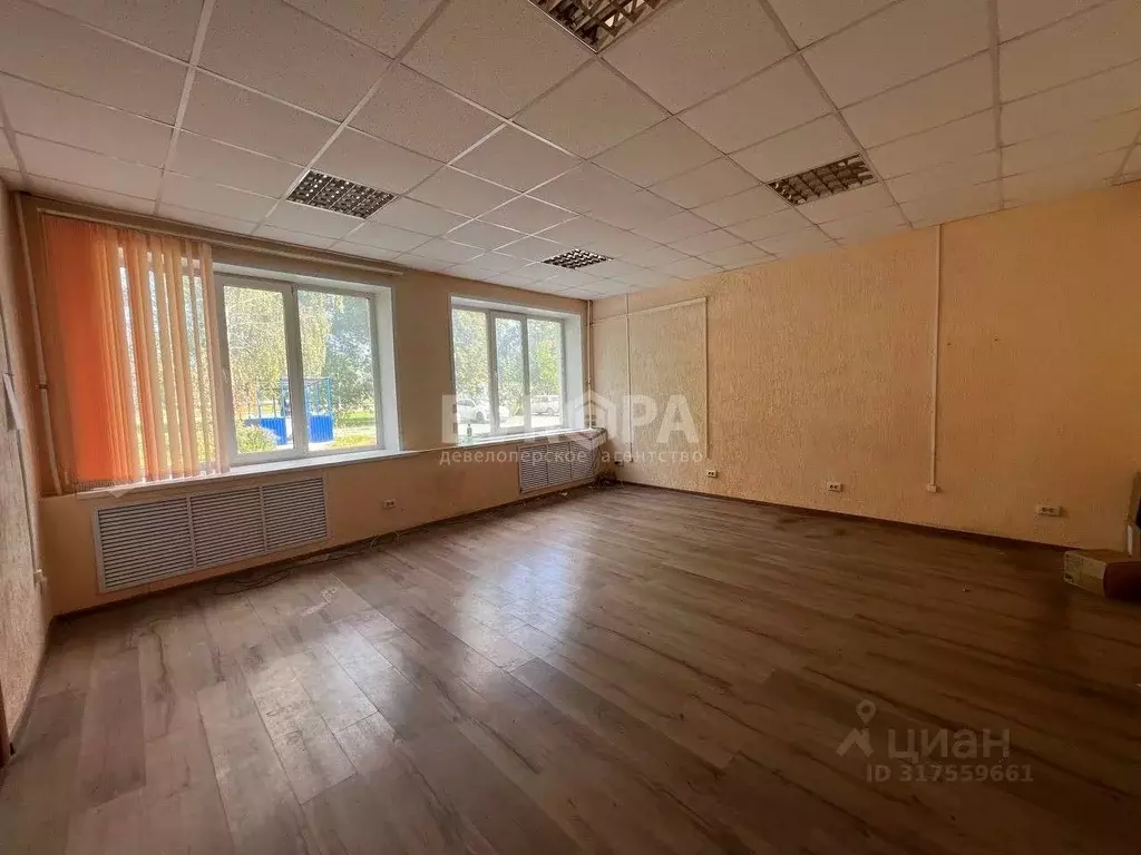 Офис в Ульяновская область, Ульяновск проезд 9-й Инженерный, 18 (1000 ... - Фото 1