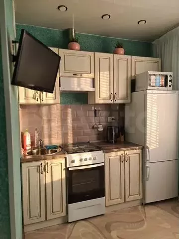1-к. квартира, 40 м, 5/10 эт. - Фото 0