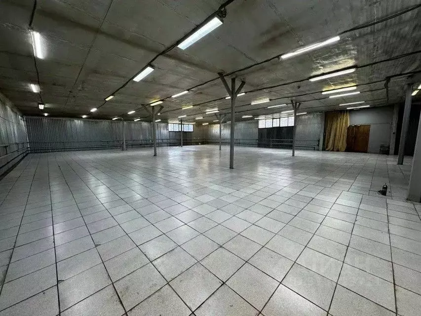 Склад в Ульяновская область, Ульяновск Кольцевая ул., 50 (400 м) - Фото 1