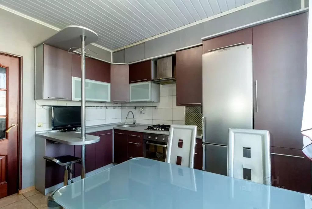 2-к кв. Калининградская область, Калининград ул. Генерала Толстикова, ... - Фото 2